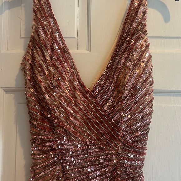 MacDuggal Pink sequin gown size 2 - Picture 3 of 6